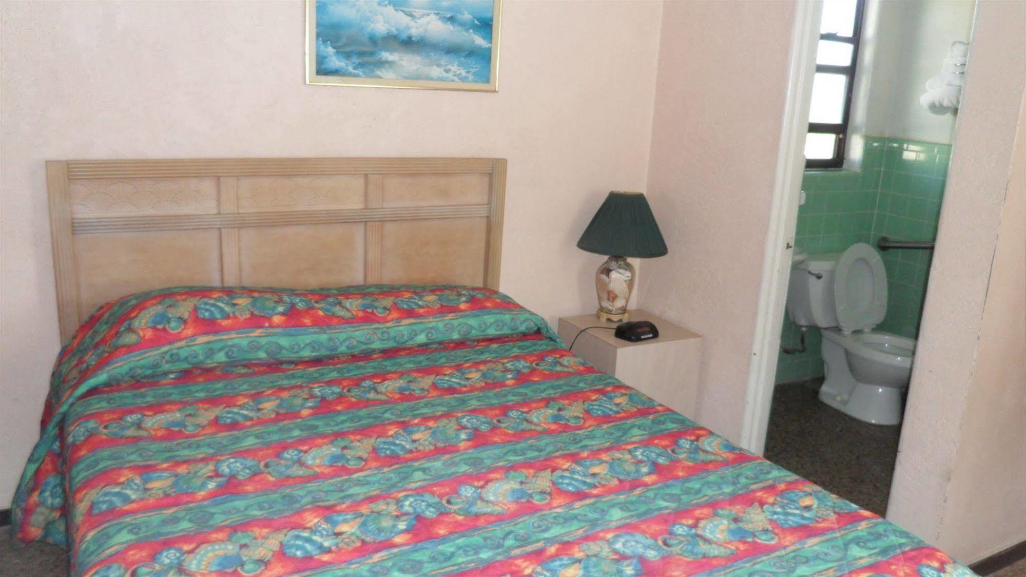 Lazy Hours Motel Flagler Beach Buitenkant foto